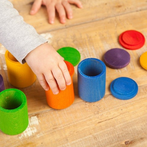 Pots à couvercle coloré, boite en bois jouet Grapat